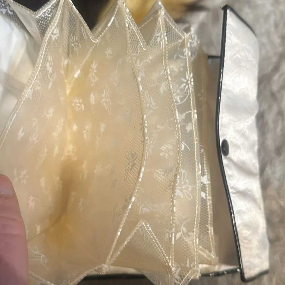 Vintage travel pouch (6028)